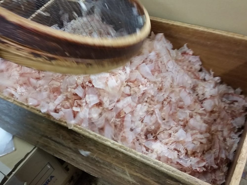 鰹節でタケノコを煮たらおいしい