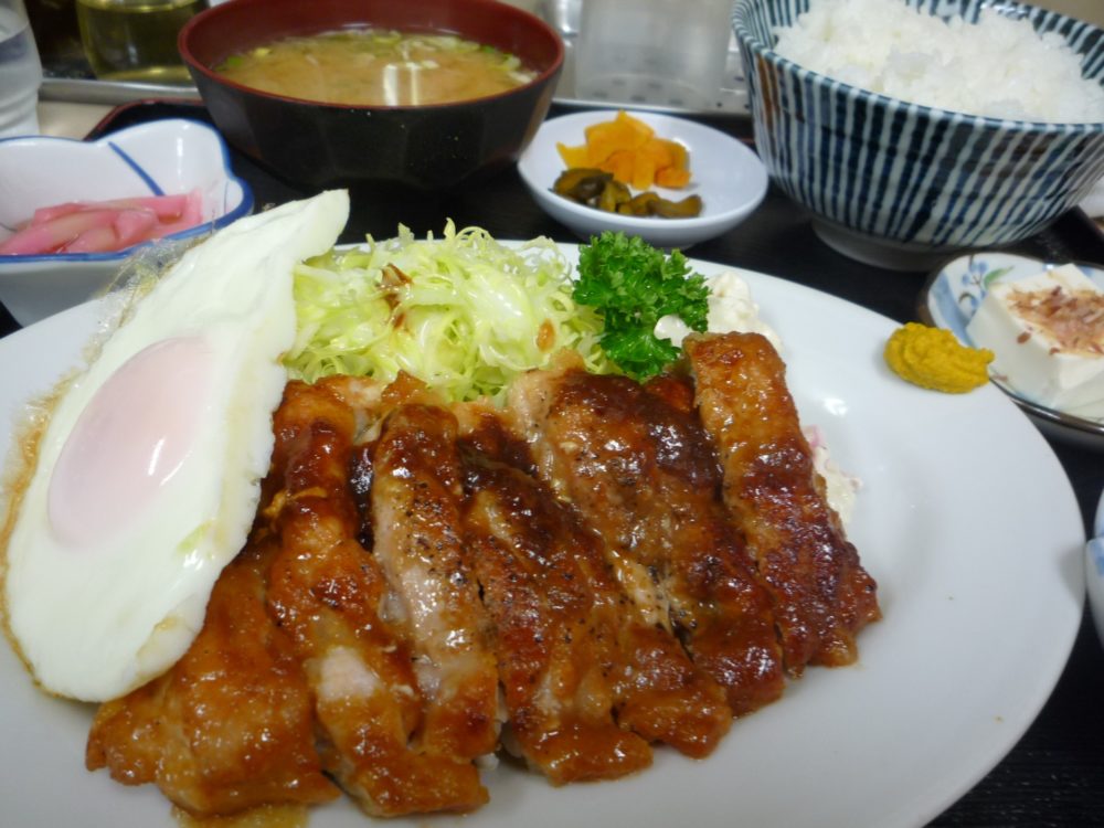 チキンガーリックソテー定食（日向鶏）