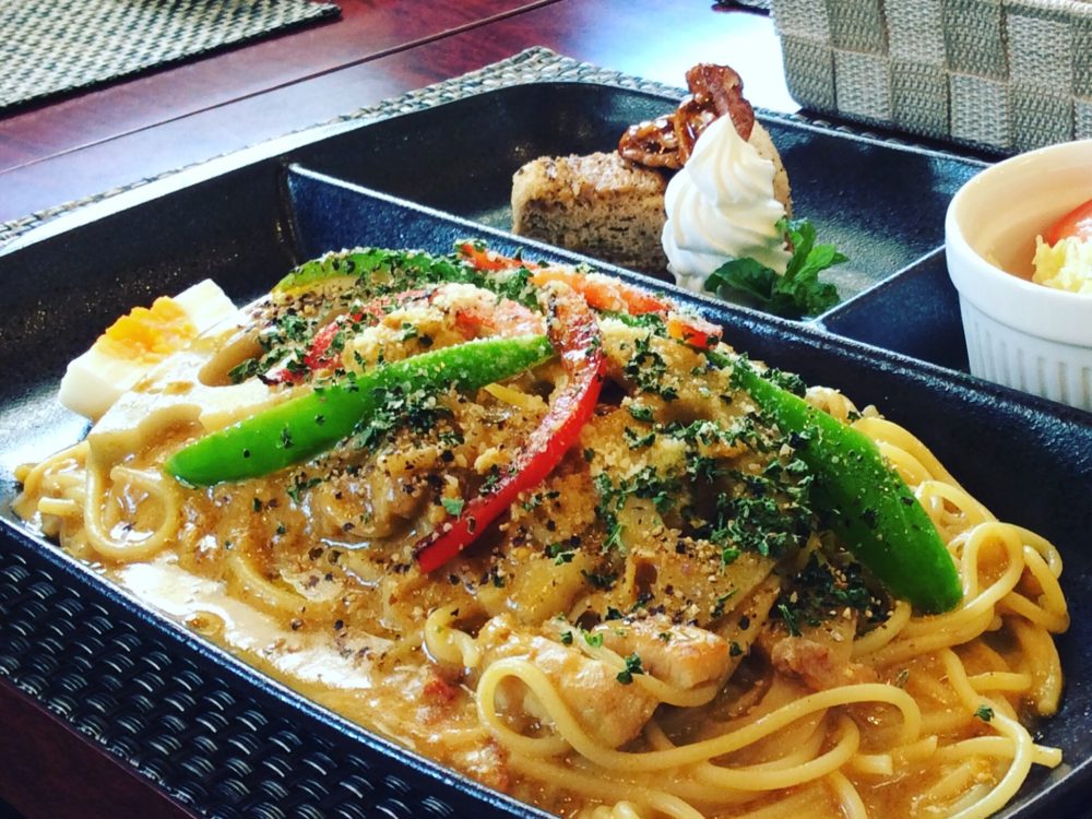蓮根のカレークリームパスタ